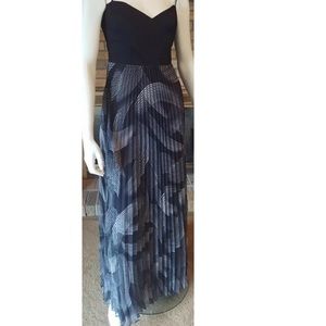 Laundry by Shelli Segal Black sz 6 Maxi $365